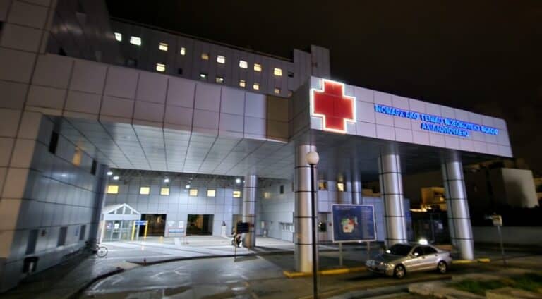 Στον Βόλο διακομίστηκε τρίχρονο παιδί μετά από πτώση από μπαλκόνι στην Αλόννησο