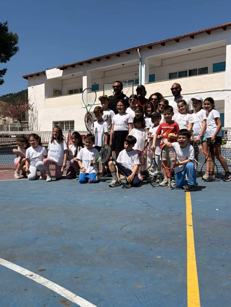 Χαμόγελα και δυνατές στιγμές στο παιδικό τουρνουά τένις του Ομίλου Αντισφαίρισης Σκιάθου(εικόνες)
