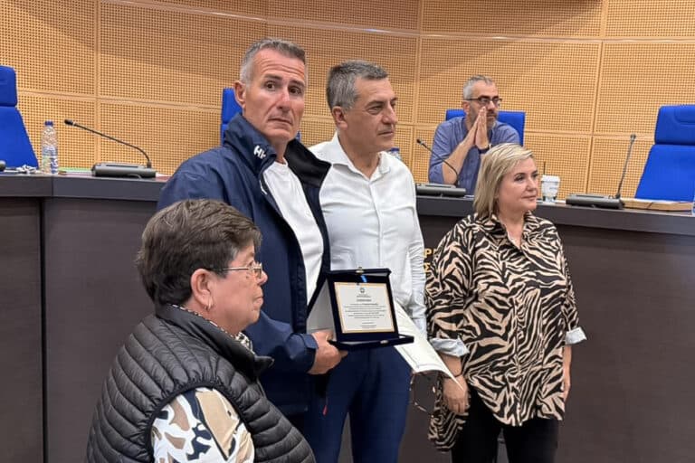 Τιμητική Βράβευση του Καπετάνιου Γεώργιου Κυριαζή για την Άμεση και Ηρωική Μεταφορά Βρέφους από τη Σκόπελο στον Βόλο