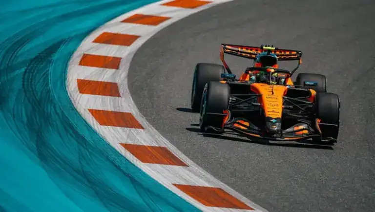 Norris στην pole του Sprint στο Μαϊάμι – Η McLaren επέστρεψε δυναμικά