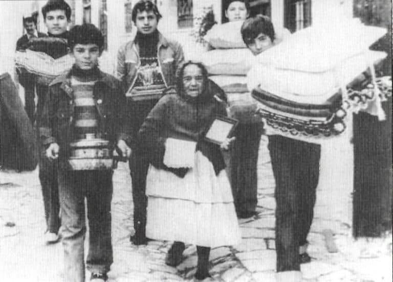 ΣΤΗ ΣΚΙΑΘΟ H ΠΡΟΙΚΑ ΦΕΡΝΕΙ ΑΚΟΜΑ ΠΙΚΡΑ…