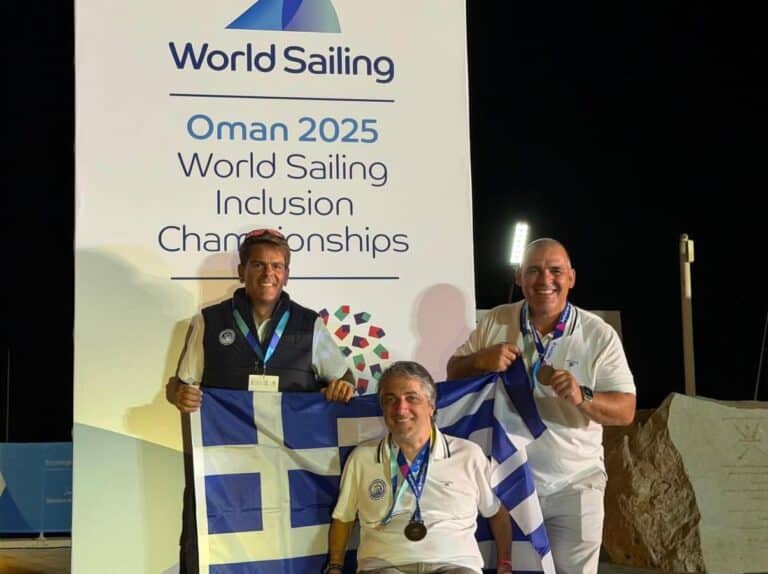 Θρίαμβος για την Ελλάδα στο παγκόσμιο πρωτάθλημα ιστιοπλοΐας ατόμων με αναπηρίες που διεξήχθη στο Ομάν 30 Νοεμβρίου με 8 Δεκεμβρίου.