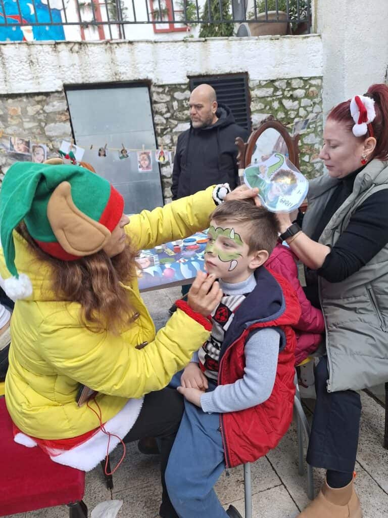 Σώμα Ελληνικού Οδηγισμού Τ.Τ. Σκιάθου:Με χρώματα και χαμόγελα στο μπαζάρ
