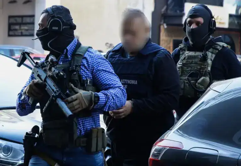 Ποιος είναι ο «Έλληνας Εσκομπάρ» που συνελήφθη για το πλοίο με την κοκαΐνη στον Ατλαντικό