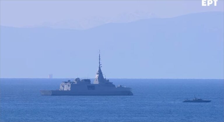 Ιστορική άφιξη της φρεγάτας Belharra «Κίμων» στον Σαρωνικό