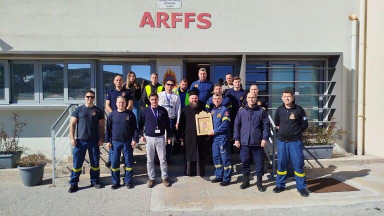 Αγιασμός και κοπή πρωτοχρονιάτικης πίτας στην Πυροσβεστική Υπηρεσία Αεροδρομίου Σκιάθου