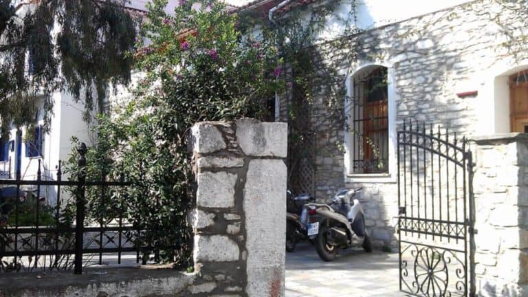 Διακήρυξη Δημοπρασίας για την παραχώρηση χρήσης αιγιαλού και παραλίας στον Δήμο Σκιάθου