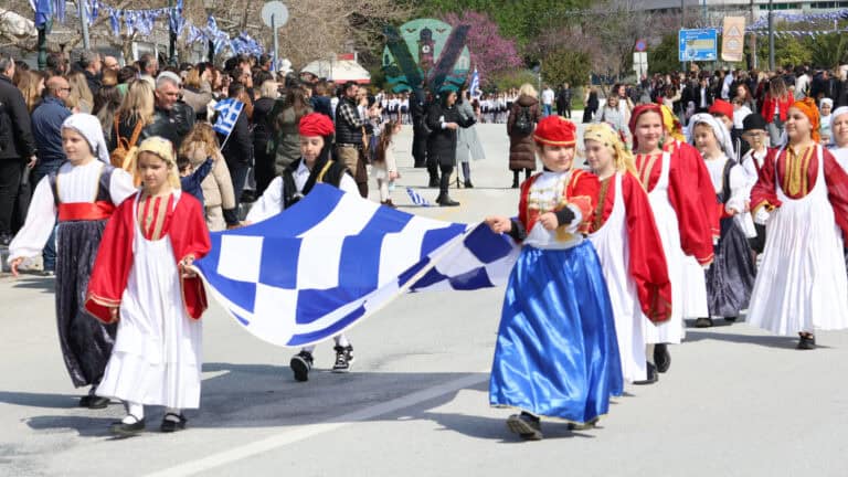 Συμμετοχή του Συλλόγου Γυναικών στη Σκιάθο στις εκδηλώσεις της 25ης Μαρτίου