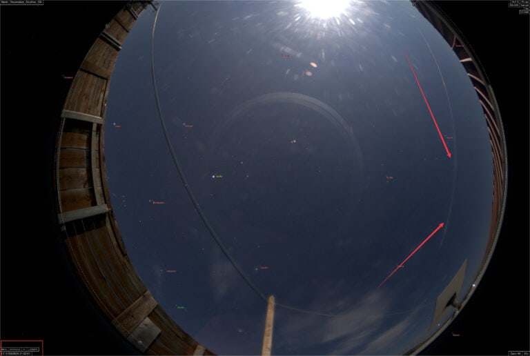 ΑΠΟΚΛΕΙΣΤΙΚΟ-Σπάνια καταγραφή διαστημικών αντικειμένων σε επανείσοδο πάνω απο τον Ουρανό της Σκίαθου (video)