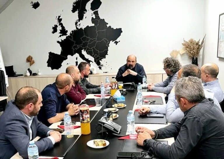 Επίσκεψη στη Σκιάθο και συνάντηση με φορείς και επαγγελματίες του νησιού