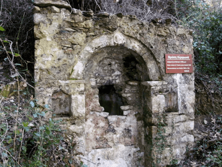 ΤΟ ΝΕΡΟ ΤΩΝ ΚΑΤΟΙΚΩΝ ΣΤΟ ΚΑΣΤΡΟ ΤΗΣ ΣΚΙΑΘΟΥ