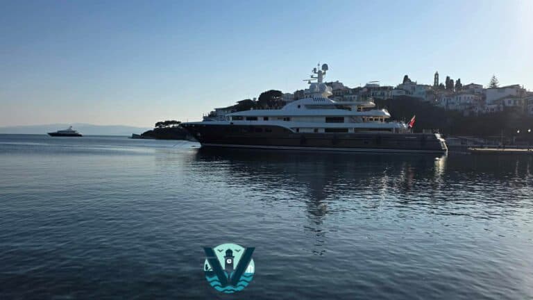 Εντυπωσιακή άφιξη στη Σκιάθο την Κυριακή των Βαΐων