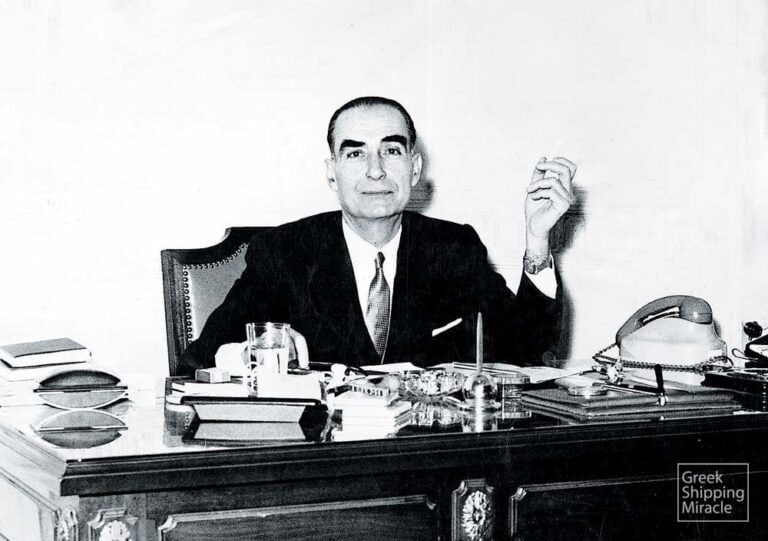 Η ΣΧΕΣΗ ΤΗΣ ΟΙΚΟΓΕΝΕΙΑΣ ΦΡΑΓΚΙΣΤΑ ΜΕ ΤΗ ΣΚΙΑΘΟ
