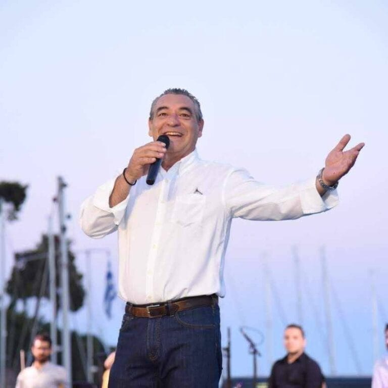 Πέτρος Βαφίνης : ΠΡΟΕΔΡΕΙΟ ΤΕΛΟΣ ΜΕΧΡΙ ΝΕΩΤΕΡΑΣ..