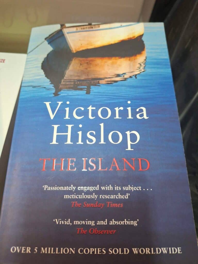 «Το Νησί» (The Island) – Victoria Hislop
