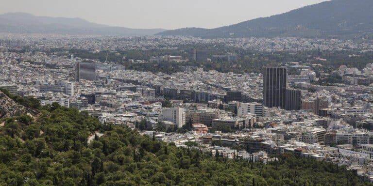 Κύμα αποχωρήσεων από αντιδημάρχους και αντιπεριφερειάρχες – Το μπλόκο στους ένστολους και το τέλος στα «παραθυράκια»