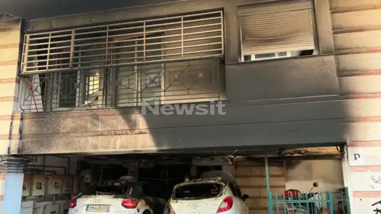 Θεσσαλονίκη: Τρεις εμπρηστικές επιθέσεις σε σπίτια πολιτικών της ΝΔ – 5 τραυματίες, μία γυναίκα διασωληνωμένη