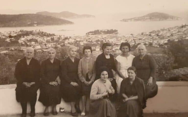 Η ΠΕΖΟΥΛΑ ΤΟΥ ΑΓΙΟΥ ΦΑΝΟΥΡΙΟΥ